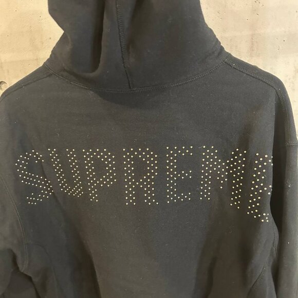 Supreme SS18 Studded Hooded Sweatshirt Black - Picture 8 of 10